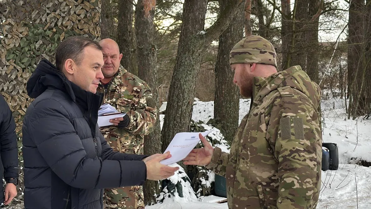 Вместе с моим товарищем, сенатором-коммунистом Айратом Гибатдиновым посетили Курскую область – один 