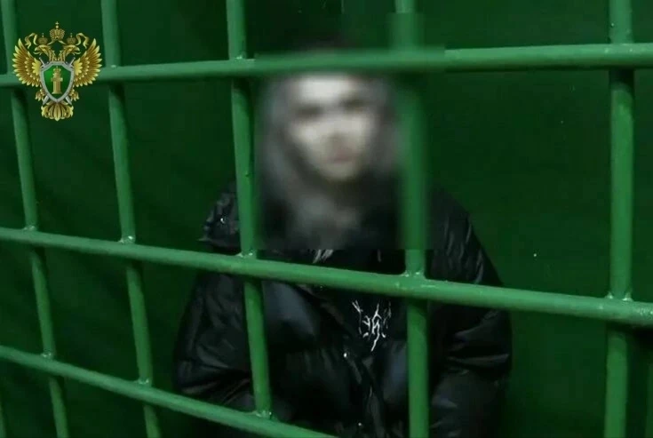 🔪 КОНФЛИКТ НА КУХНЕ ЗАКОНЧИЛСЯ УДАРОМ НОЖА: КИРОВЧАНКА ОТПРАВИТСЯ В КОЛОНИЮ