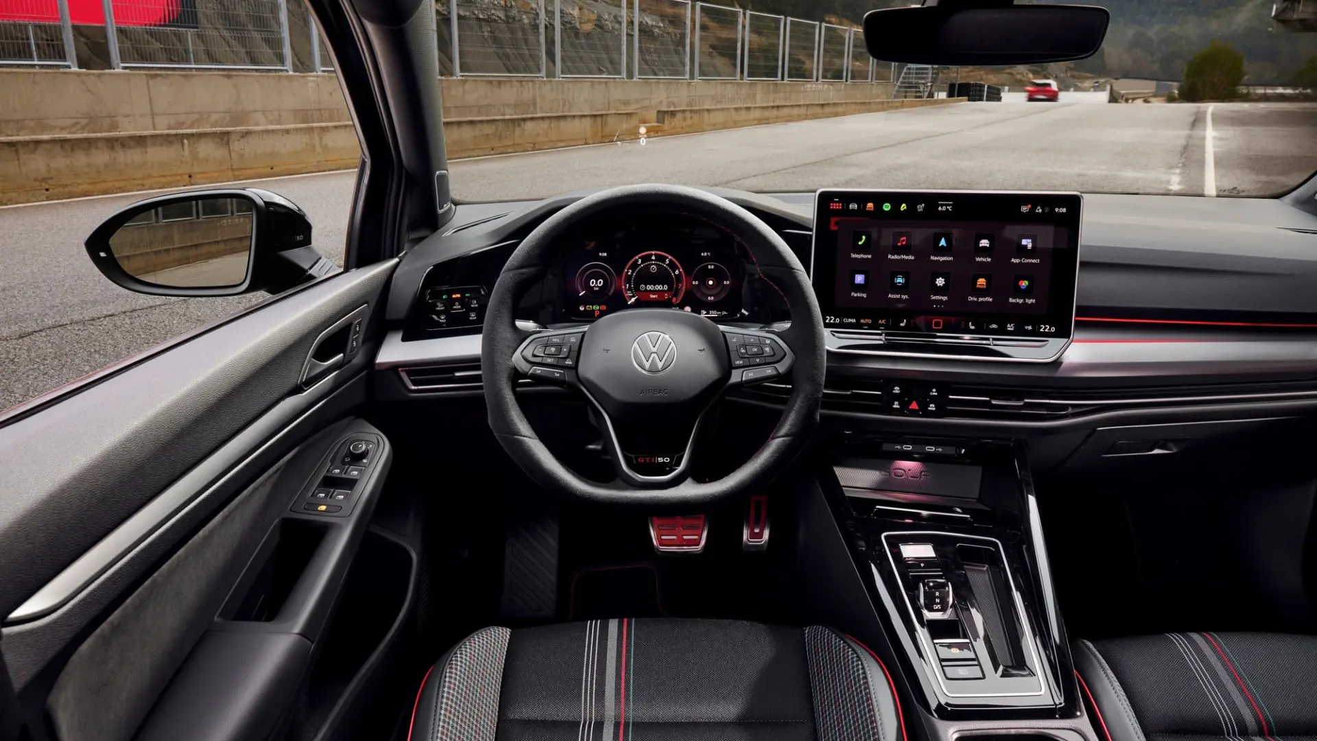 Volkswagen Golf GTI установил новый рекорд Нюрбургринга   Volkswagen Golf GTI Edition 50 стал самым 