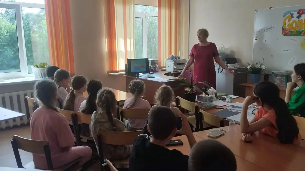 В нашем пришкольном лагере прошла лекция «Книга волшебных правил гигиены»!

Ребята узнали, почему та