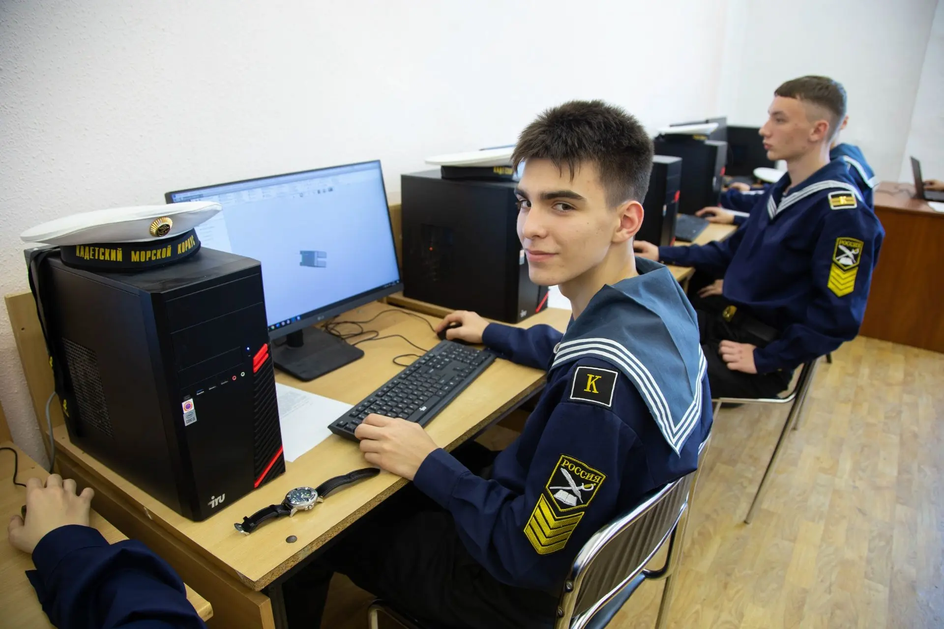 ⚙️ КГТУ объявляет набор на «Прикладную механику»

Подать документы на новое направление можно с 20 и