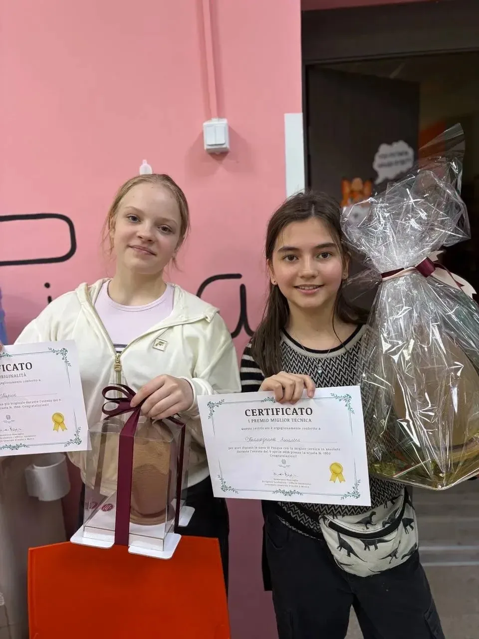 🧑‍🎨ПАСХАЛЬНОЕ ТВОРЧЕСТВО НАШИХ ЛИНГВИСТОВ   🫶Сегодня состоялось увлекательное мероприятие для москов