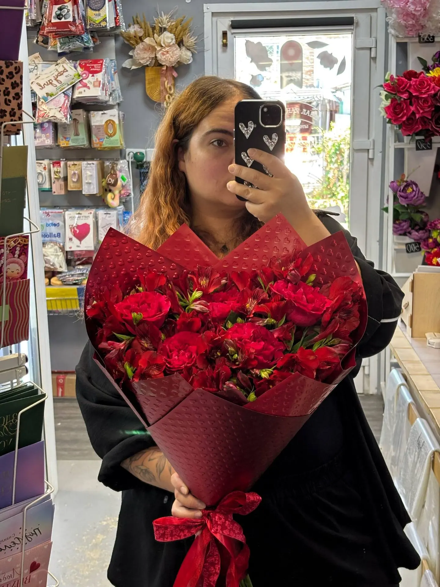 Красный букет - искренний и смелый жест, который говорит без слов❤️