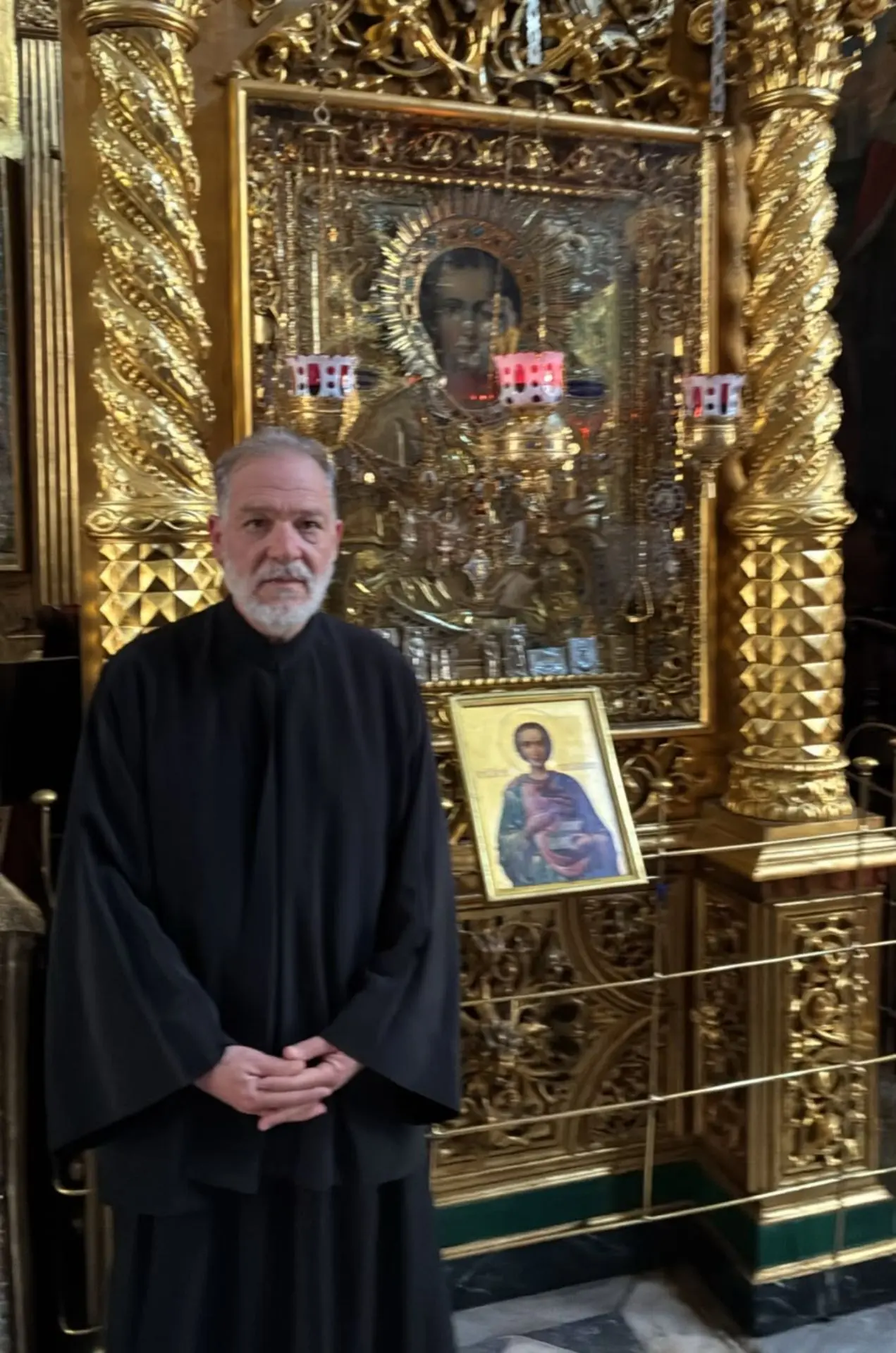 С Преображением Господа нашего Иисуса Христа! Предлагаю подать записки архимандриту Вар...