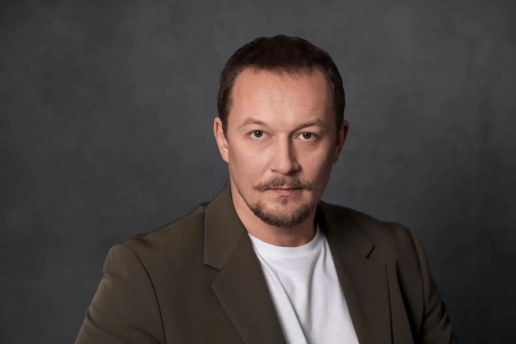 Сегодня день рождения отмечает артист Александр Кузьмин!