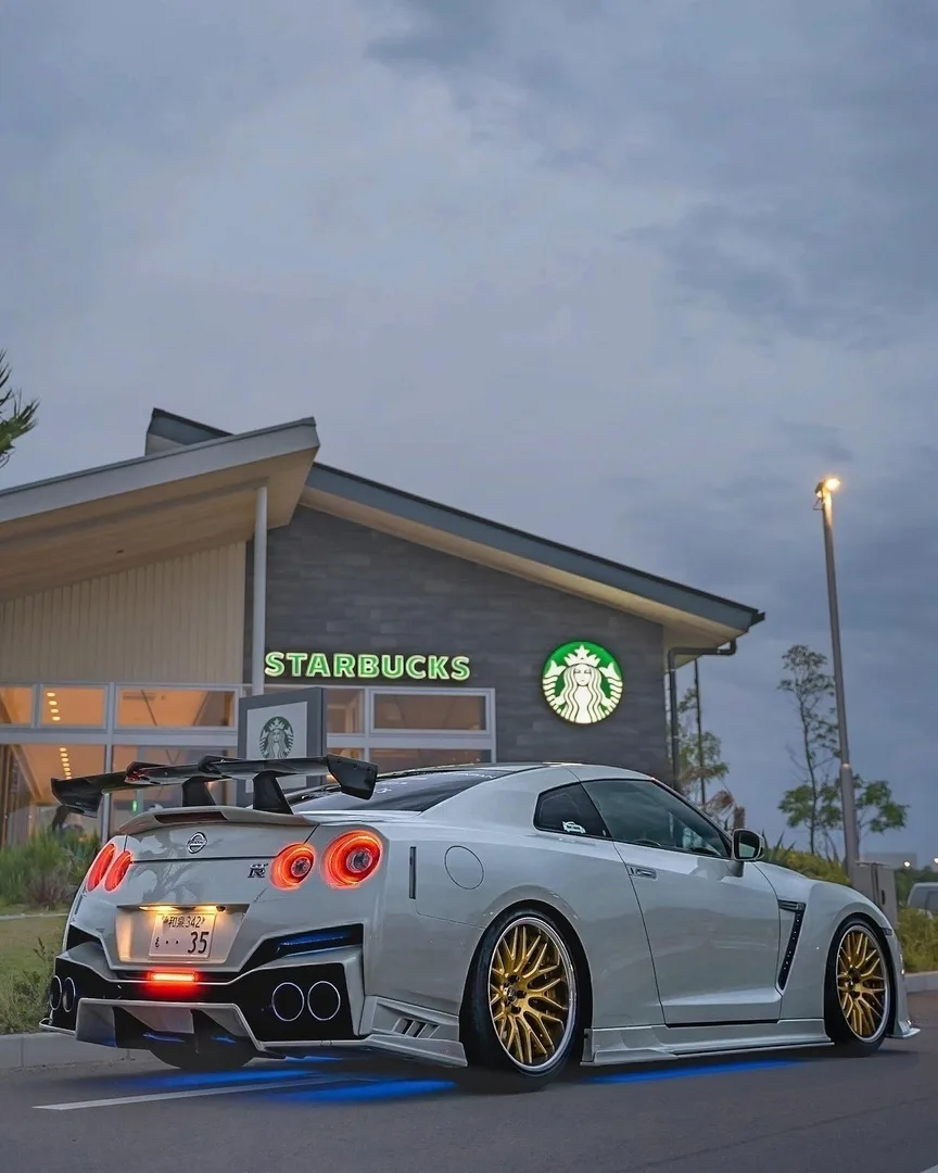 Фото