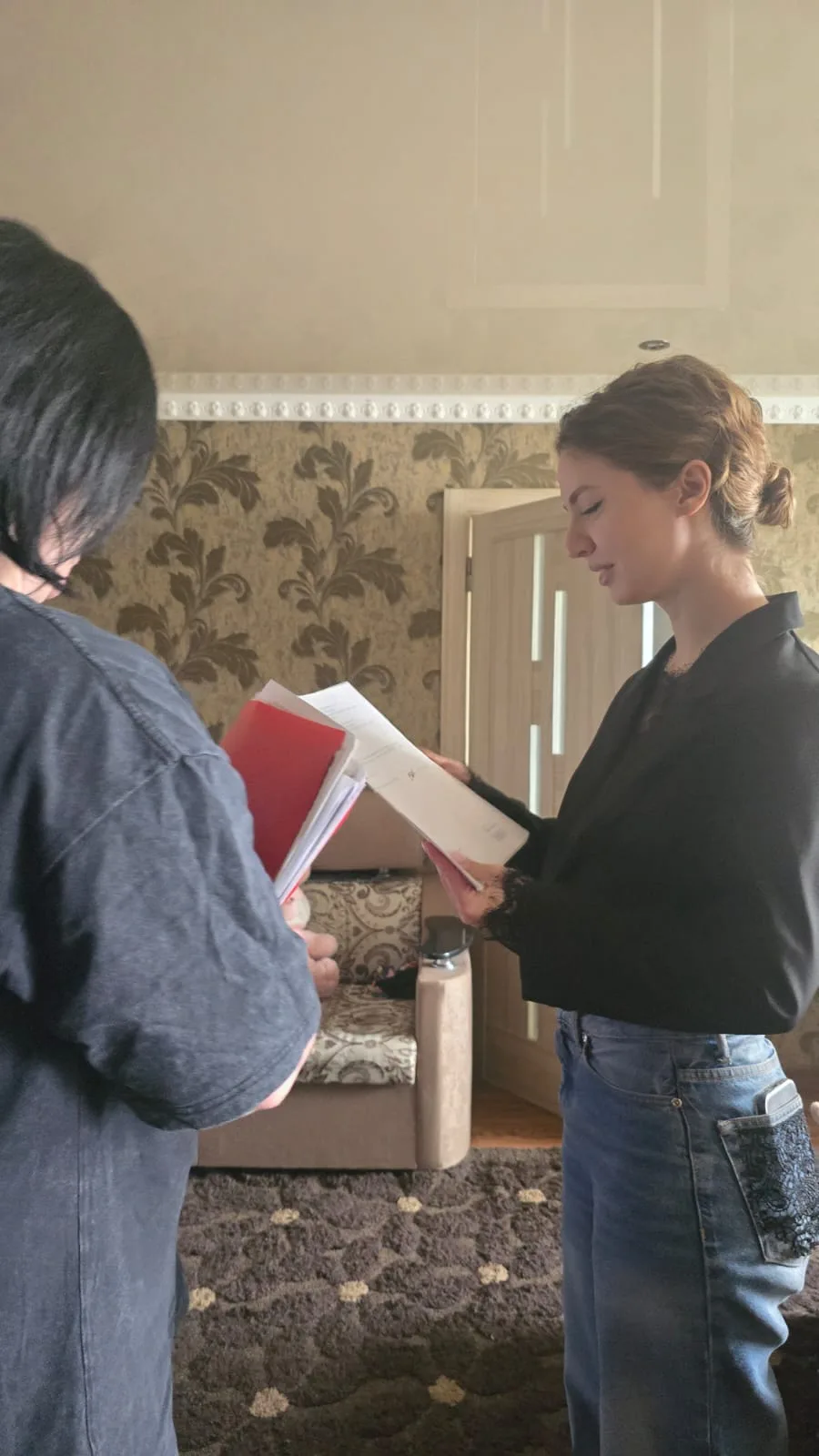 👍В ходе работы мобильной бригады специалисты нашего Центра посещают семьи участников специальной во