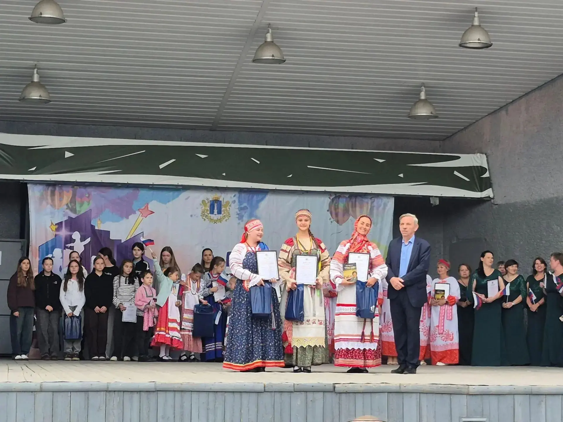 28 августа Народный коллектив Музыкально‑фольклорный театр «Закидушка» (преподаватель —...