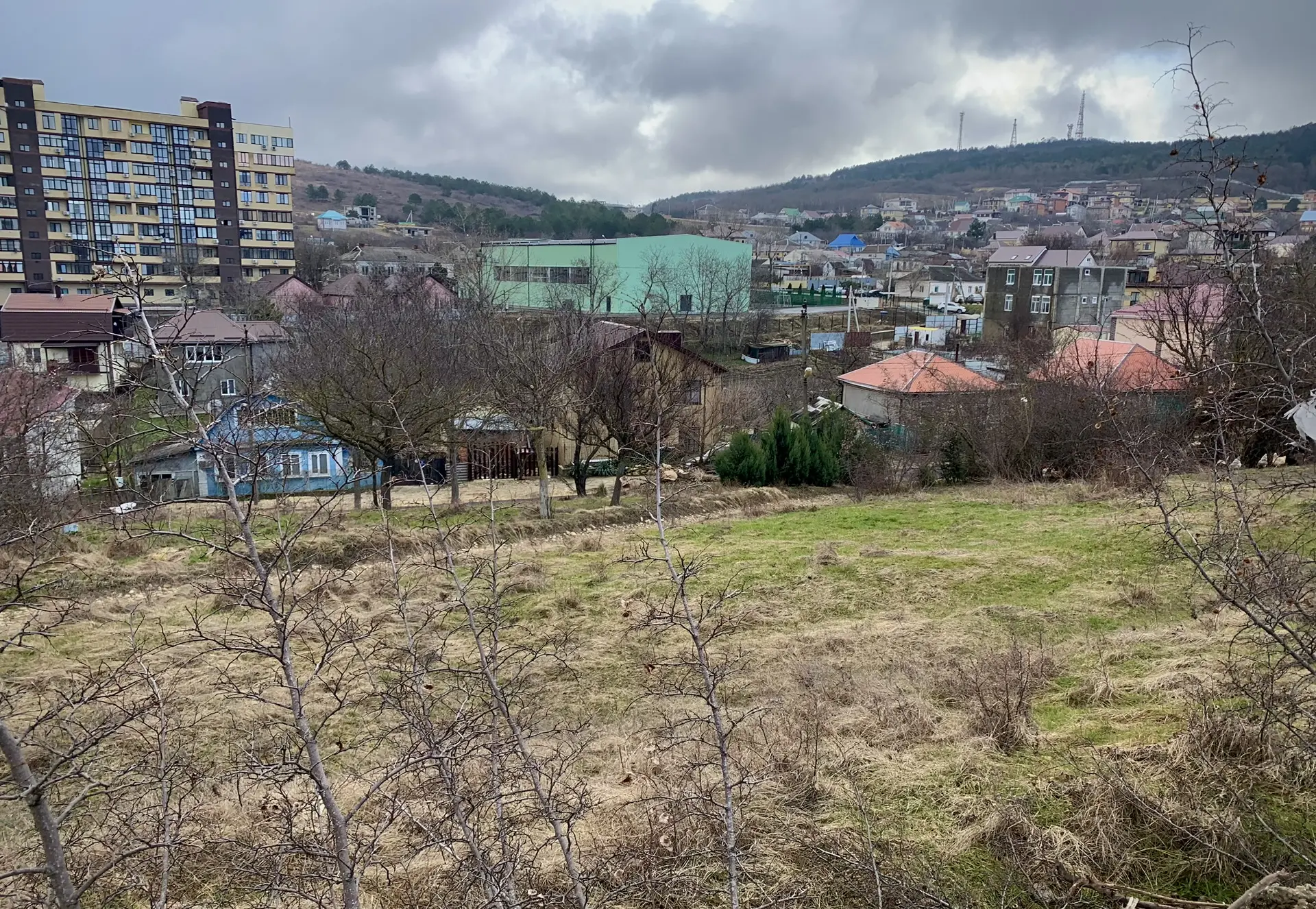 При покупке земли самая дорогая ошибка - посмотреть только обычную выписку ЕГРН.

В Краснодарском кр