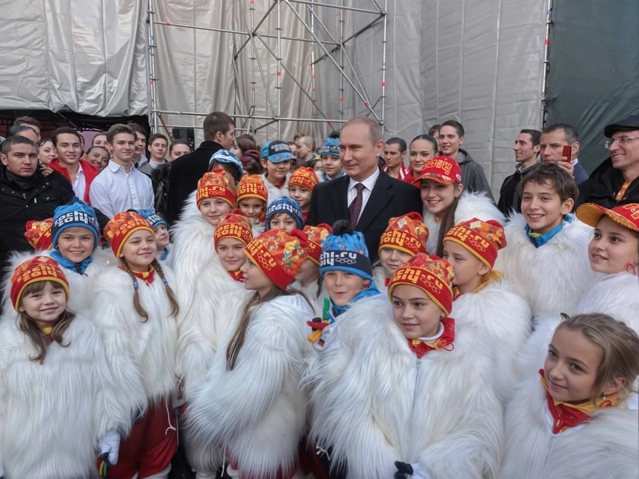 🇷🇺 Сегодня день рождения отмечает Президент Российской Федерации Владимир Владимирови...