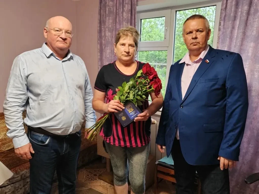 МАТЕРИНСКОЕ СЕРДЦЕ — САМОЕ СИЛЬНОЕ ❤️

Депутат ЛДПР Думы Ханты-Мансийска Андрей Екимов и помощник Ни