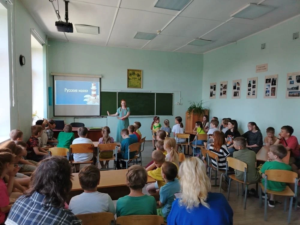 🎉 Вчера в нашей школе прошёл увлекательный квиз! 🎉