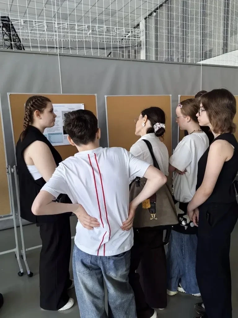 В этом году ученица 7" П" класса Олеся Тушнекова стала участницей образовательного проекта «Инженеры
