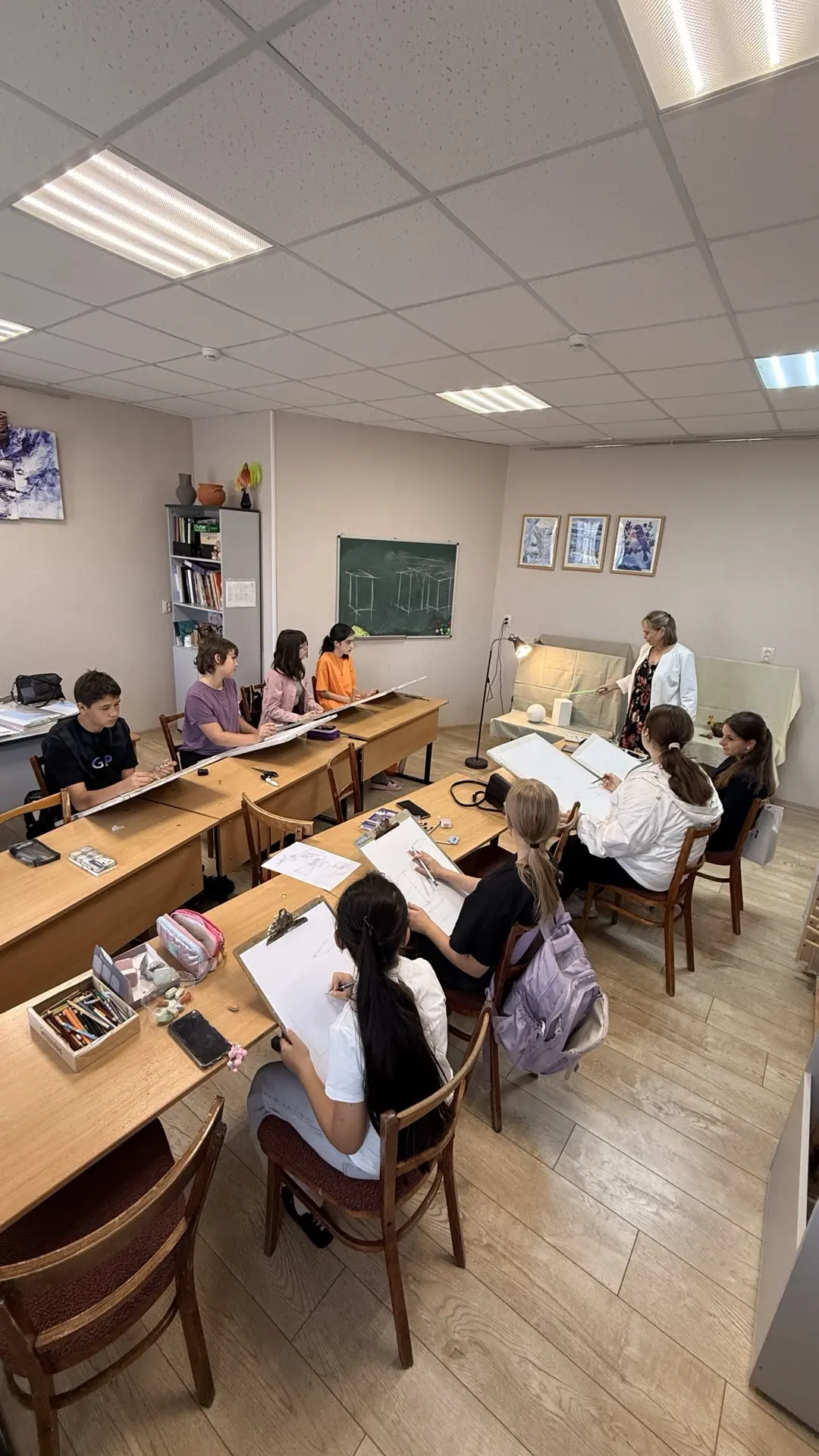 🖌 Урок академического рисунка с преподавателем Окорок Светланой Георгиевной.