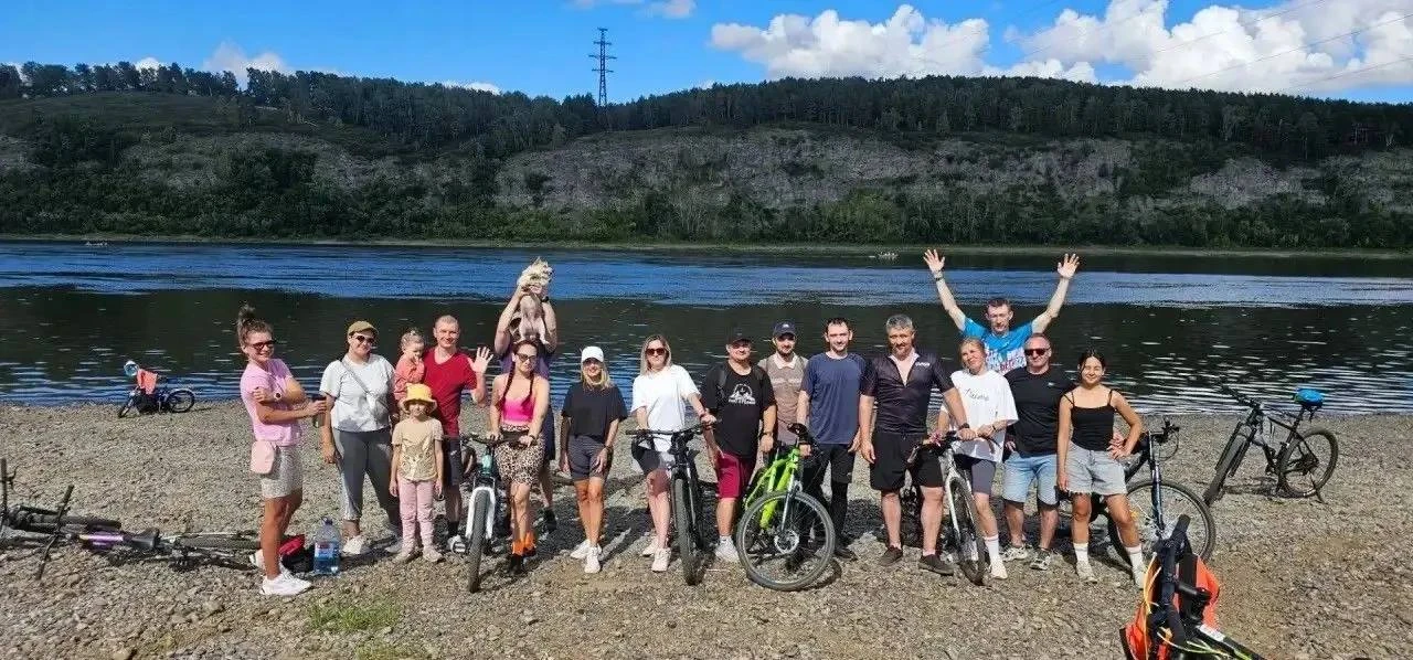 🚴‍♂️ 20 км бодрости и командного духа: «Кузбассэнергосбыт» провел ежегодный велопробег!