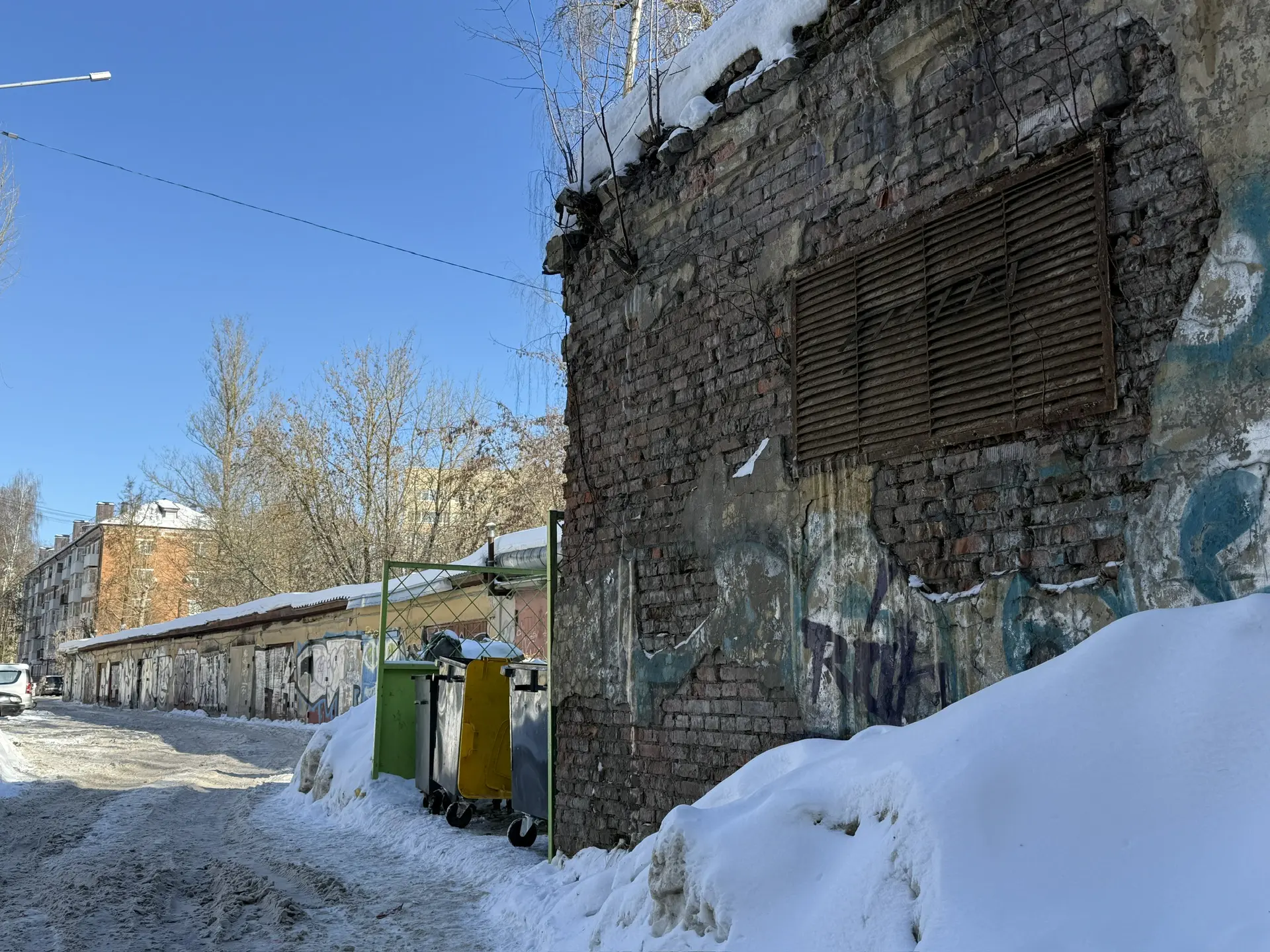 Встретились с жителями улиц Гарабурды и Кловской. На Кловской взаимодействие с управляющей компанией