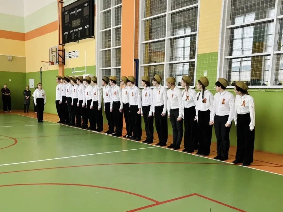 ⭐️Смотр строя и песни  20 февраля в нашей школе состоялся традиционный Смотр строя и песни среди уча