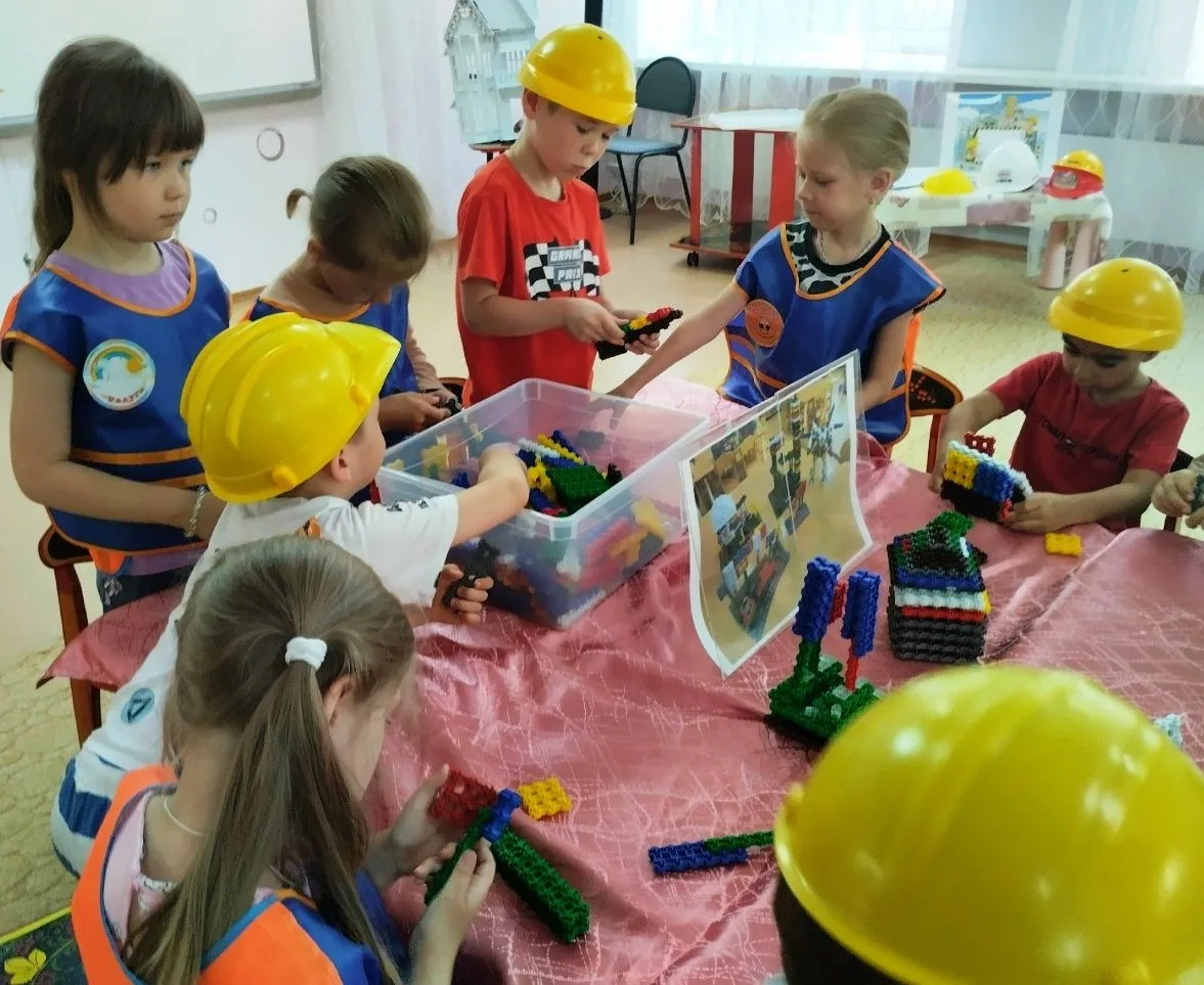 ✅👷🧩🧩🧩Открытое занятие для педагогов и родителей ДОУ в рамках реализации программы д...