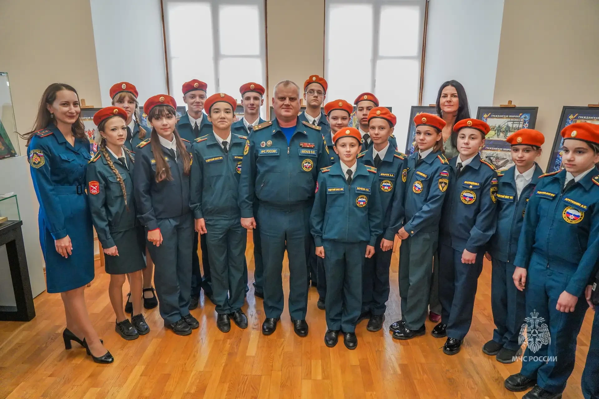 🛡️ Ко Дню гражданской обороны открылись выставки