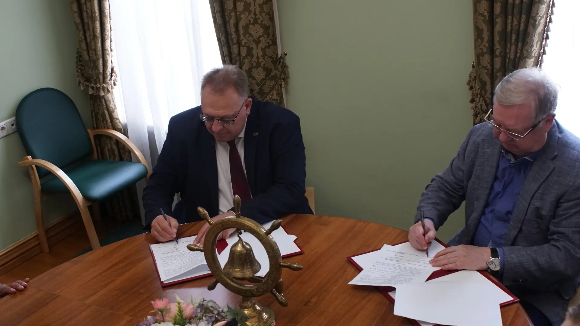 ⚡️Союз МКСО и Ассоциация юристов России подписали соглашение о взаимодействии и сотрудн...