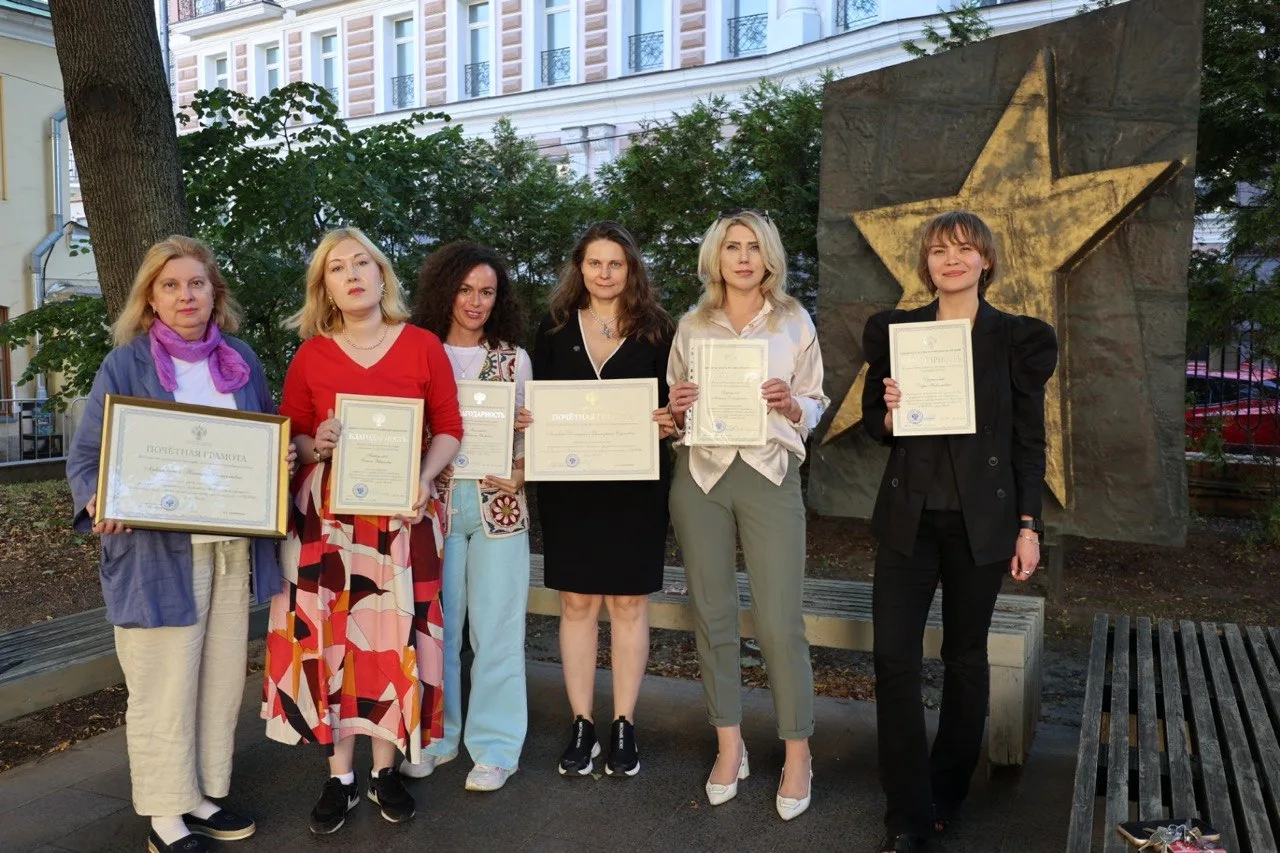 Сотрудники, педагоги и выпускники ГИТИСа удостоены ведомственных наград Министерства ку...