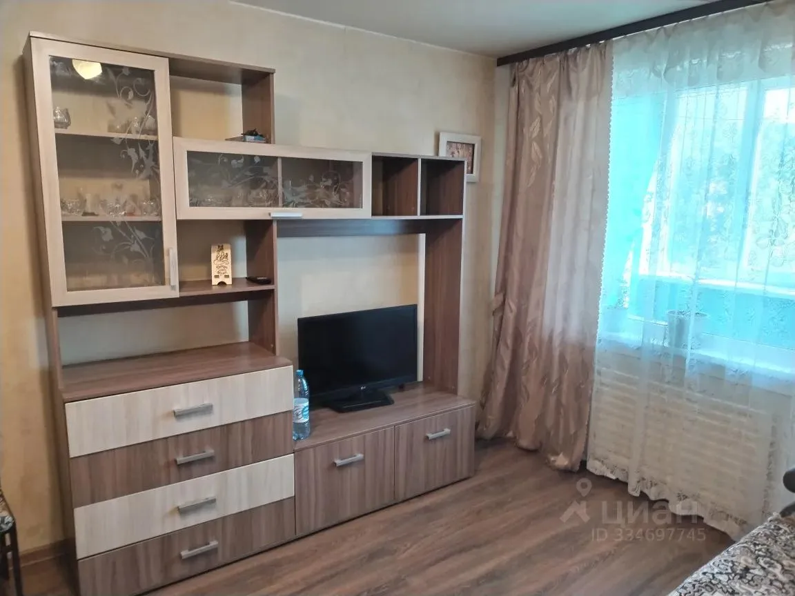 Сдам без посредников: 1-комнатная квартира, 19м²