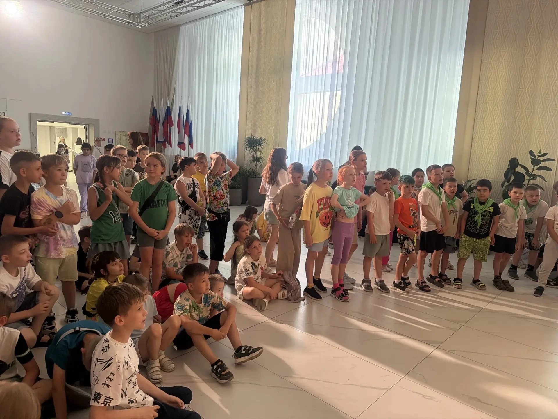 «День безопасности» в нашем лагере! ⛑️🚦

Сегодняшний день в нашем пришкольном лагере выдался не тол