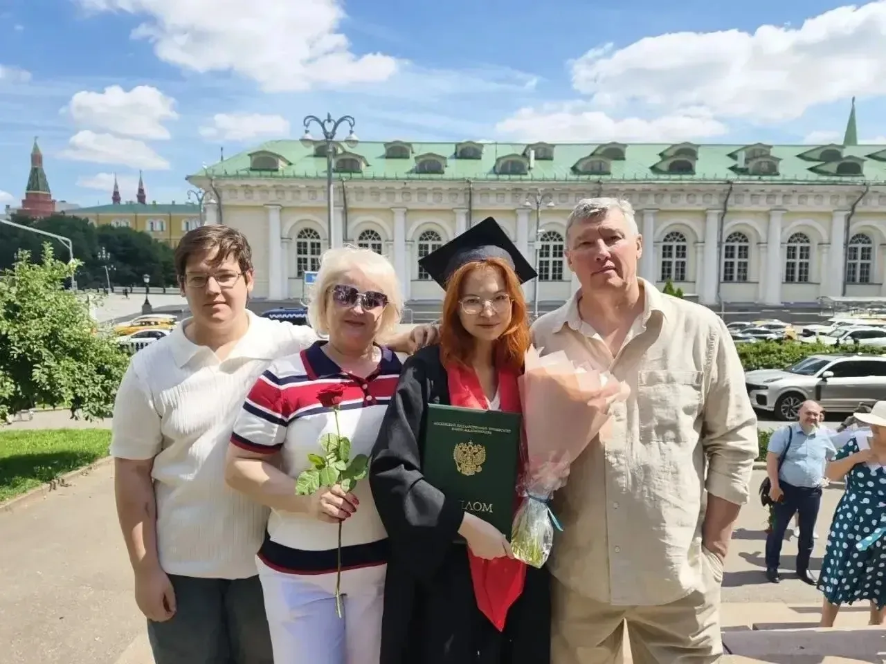 Данилкина Дарья: «Золотая медаль Гимназии № 4 → бюджет МГУ. Это реально!» 🎓🌟❤️

Данилкина Дарья — 
