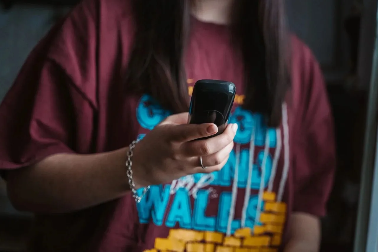 Незаконная связь: колл-центр в арендованной квартире 📞  

Людям, сдающим квартиры, стоит быть остор