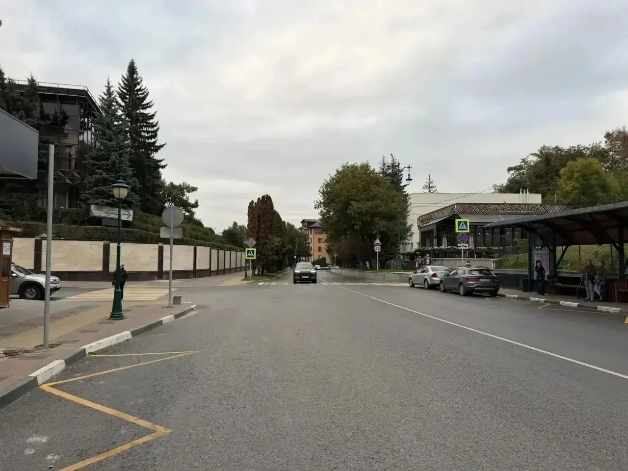 🛣️ В Кисловодске обновили более 3 километров дорог на трех проспектах