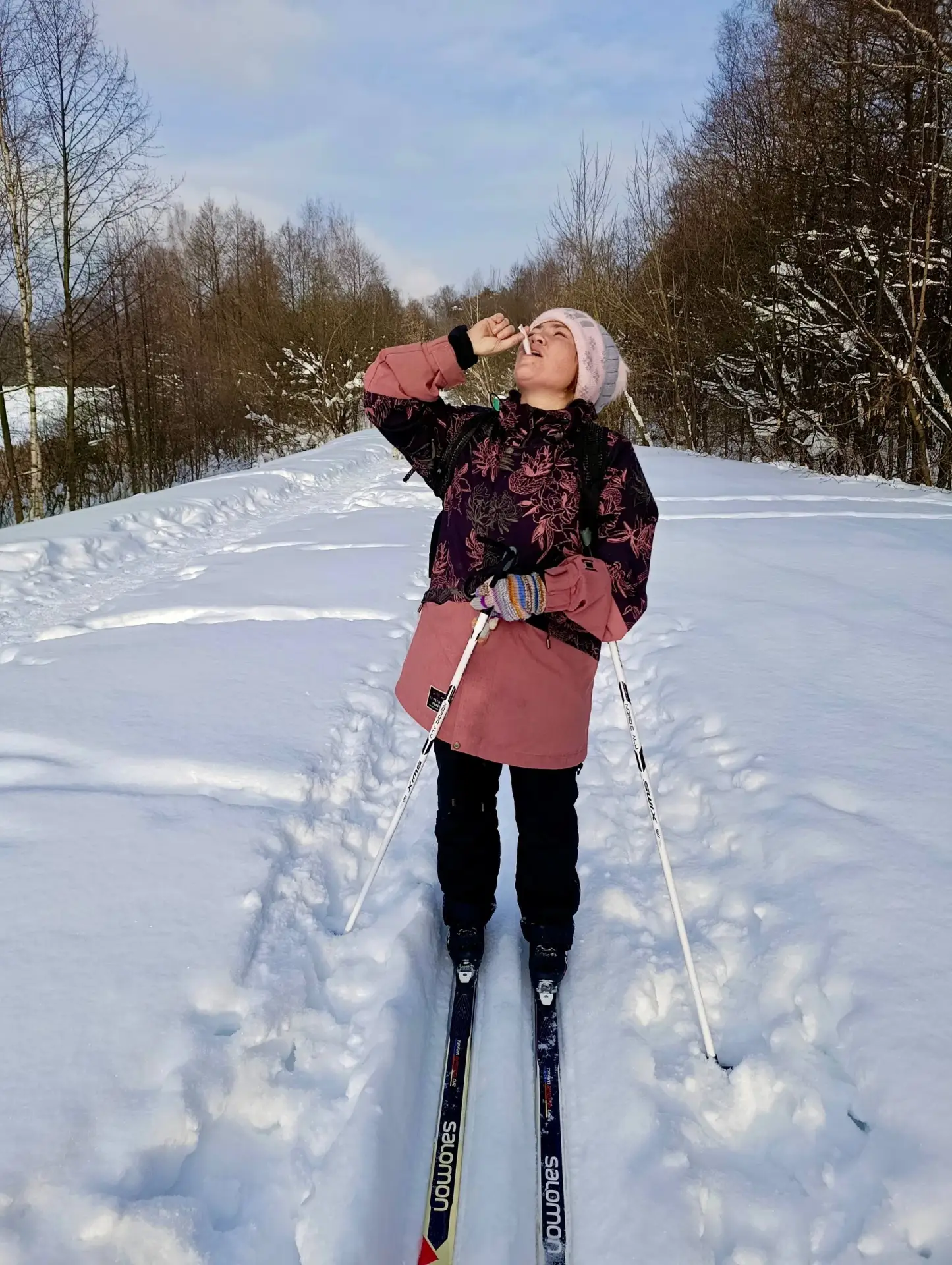Из всех видов физактивности лыжи для меня самые глюкозорасходные :)   Вчера отмечали с друзьями Сере