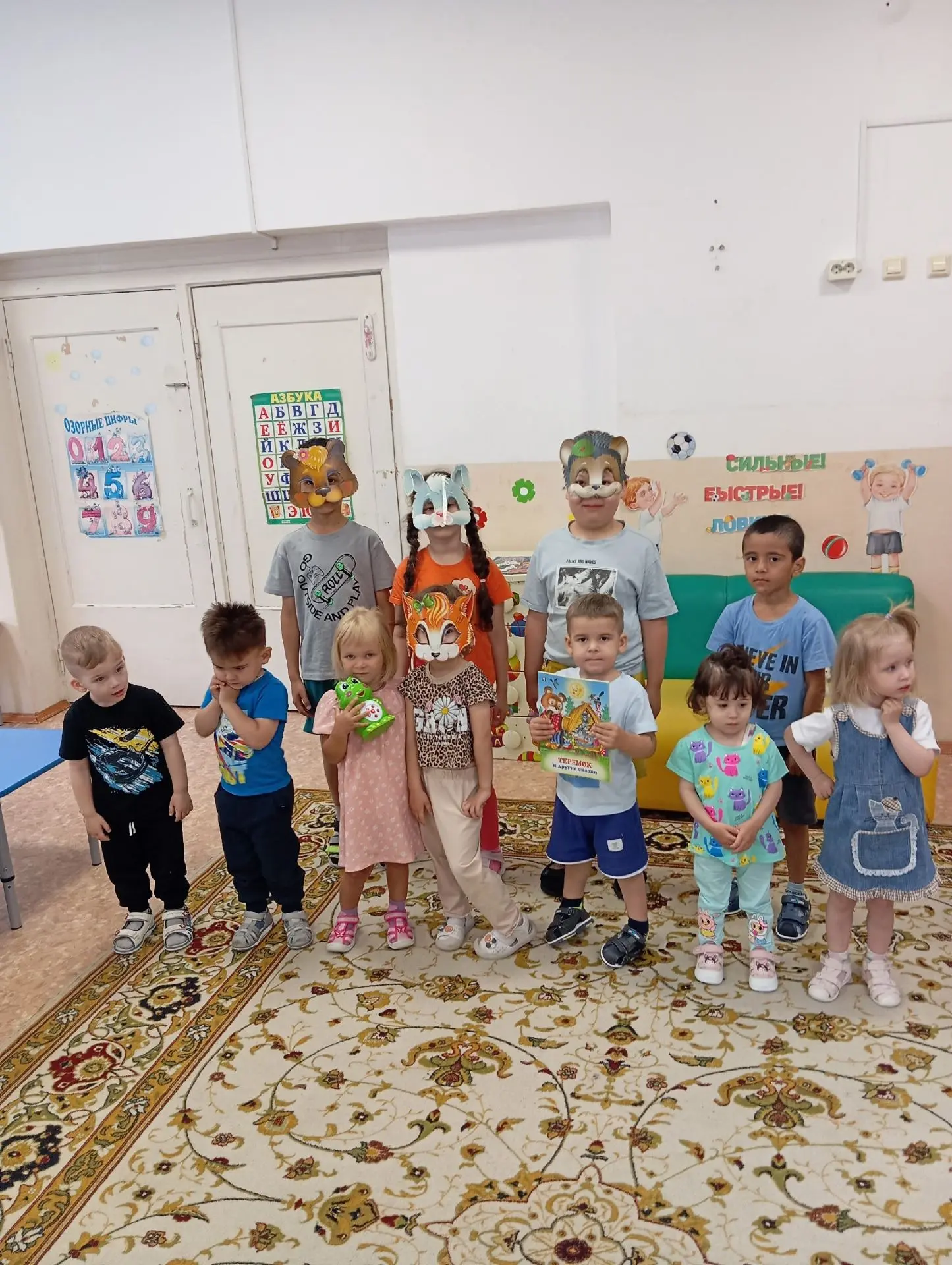 В нашем детском саду  прошёл увлекательный кукольный спектакль, который оставил неизгладимое впечатл