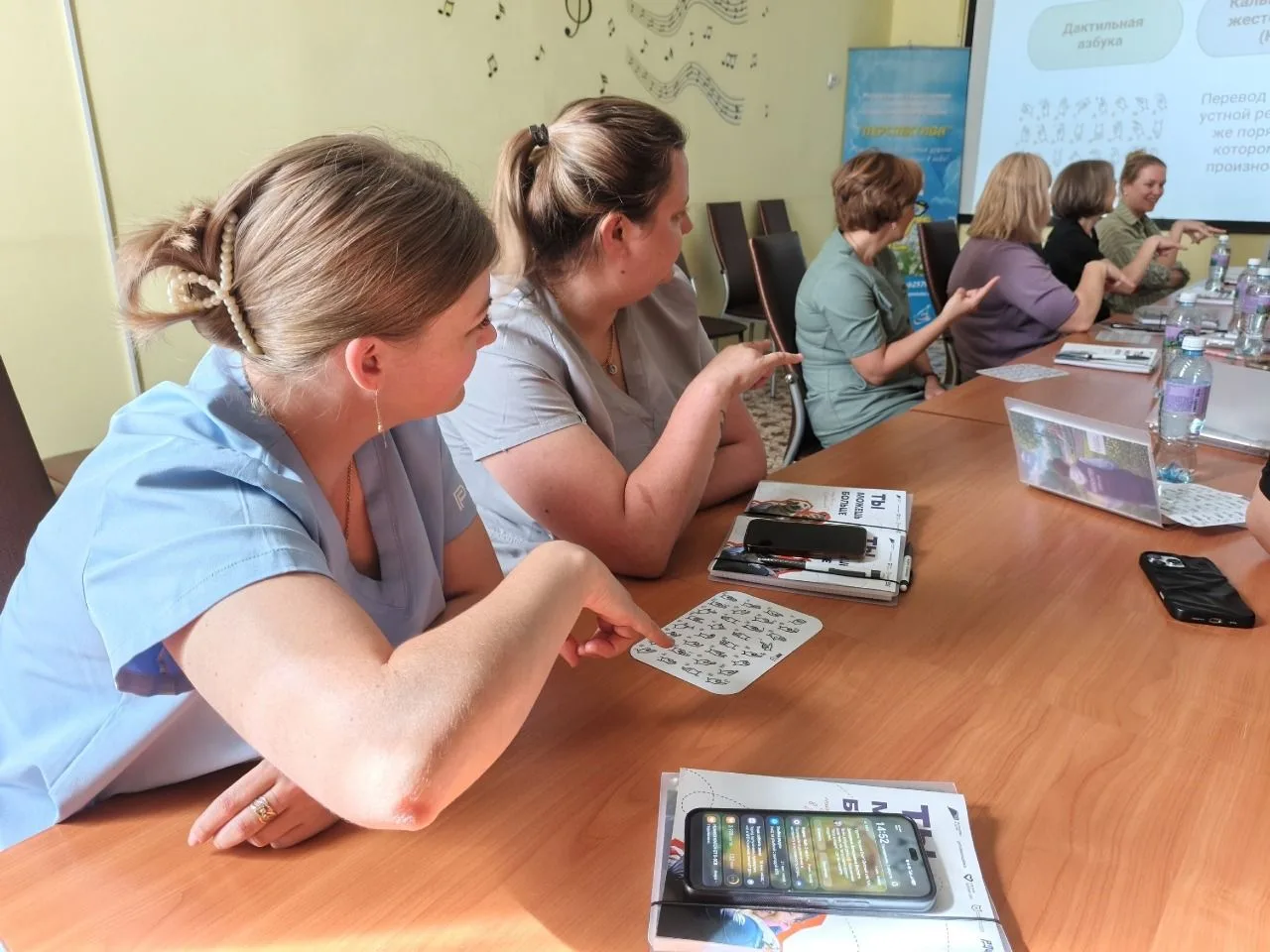 🧡 В Лодейном Поле состоялась обучающая программа для волонтёров, посвящённая взаимодей...