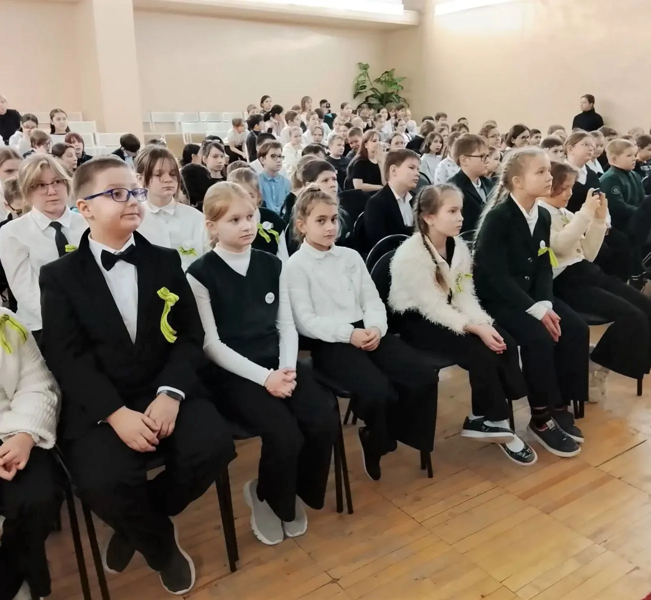 Урок Мужества — важная традиция, которая помогает детям понять исторические события и ценность челов
