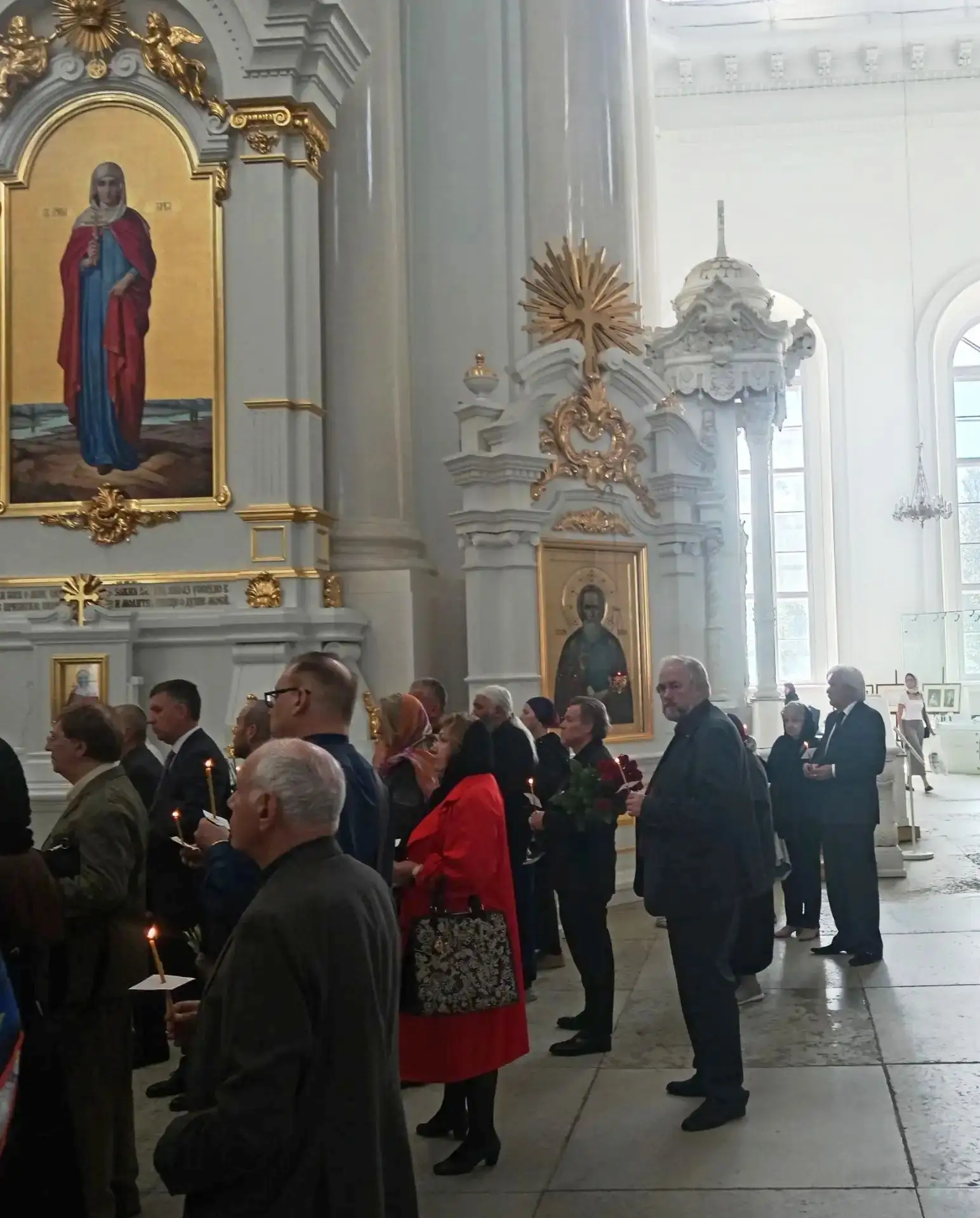 В Смольном соборе состоялось отпевание выдающегося врача, отоларинголога, заведующего отделением ЛОР