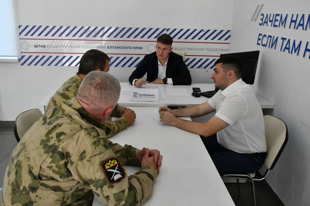✅ Уполномоченный по правам человека и вице-спикер АКЗС помогли вернуть из плена алтайск...