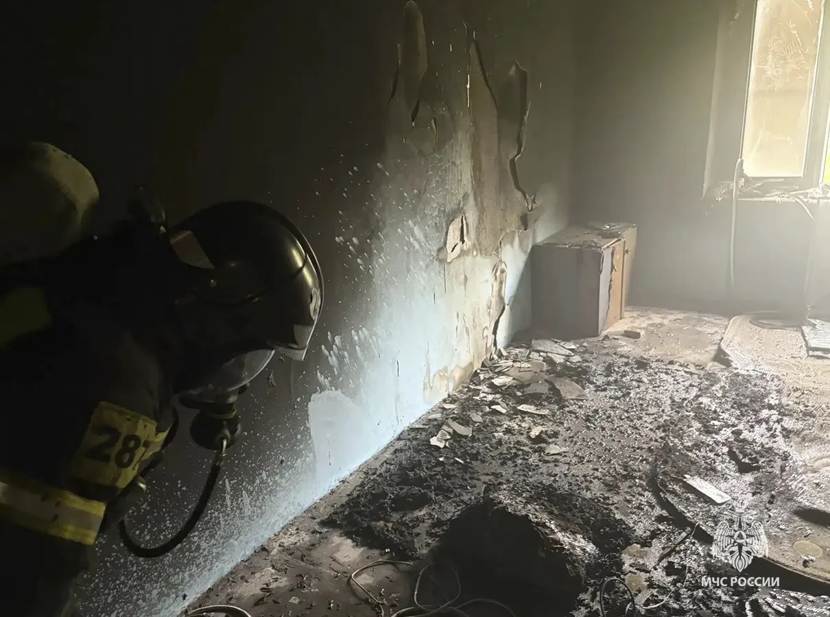 ⚡️ В Алексине ликвидировано возгорание в многоквартирном доме
