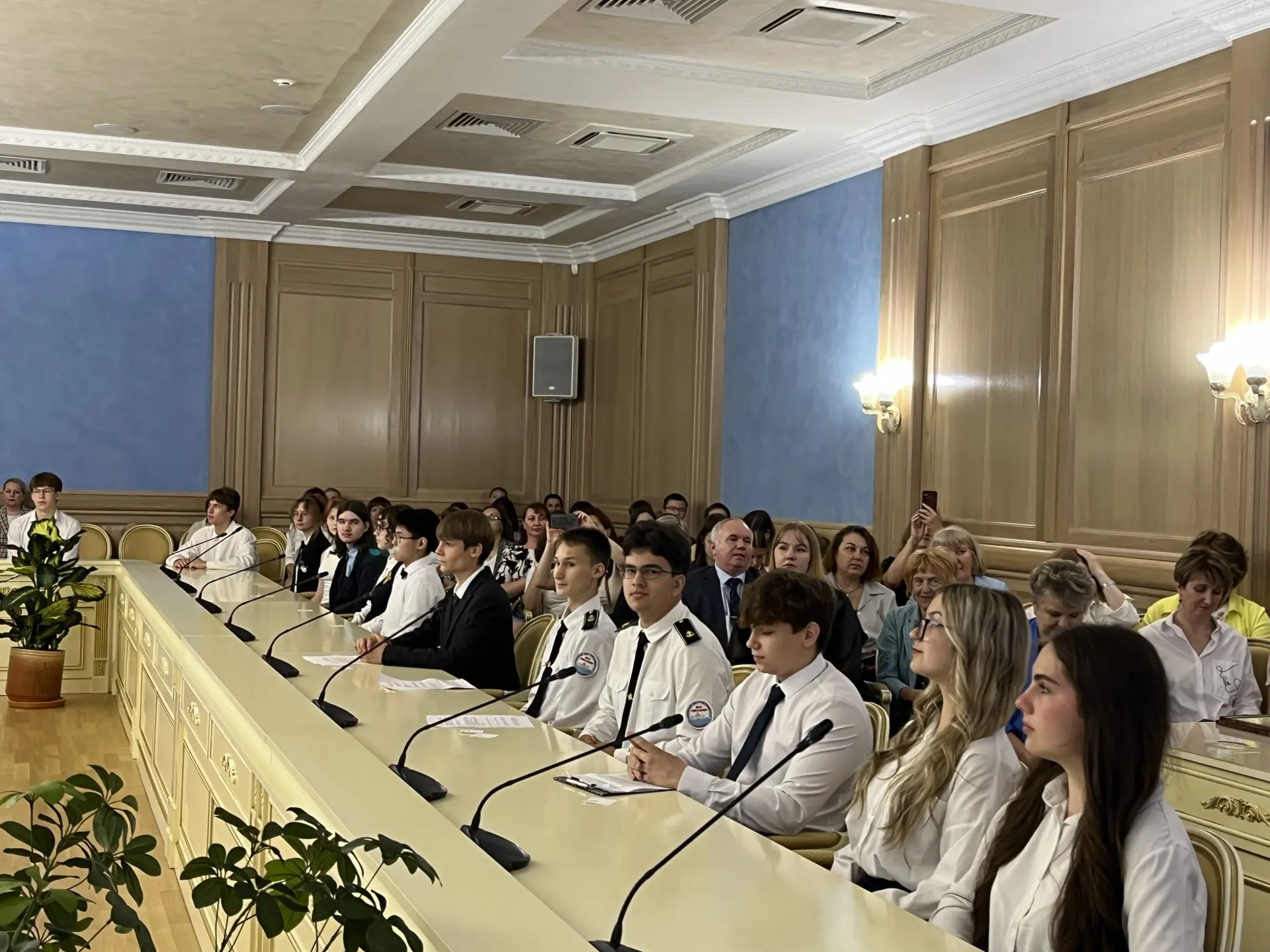 В Хабаровске наградили победителей городского конкурса «Хабаровск. НАШ»!

Сегодня в конференц-зале Г
