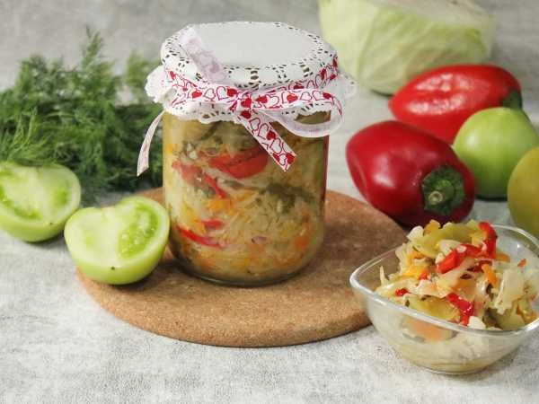 ОХОТНИЧИЙ САЛАТ ИЗ ЗЕЛЁНЫХ ПОМИДОРОВ