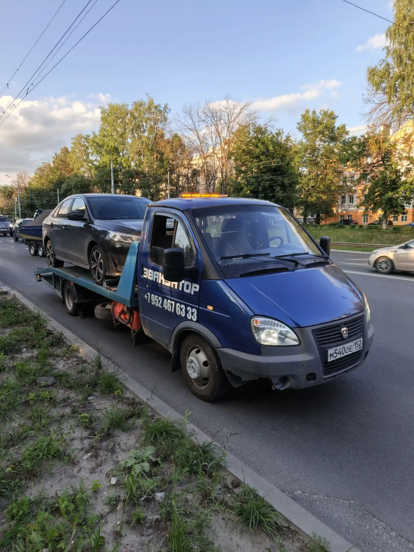 Услуги эвакуатора 24/7