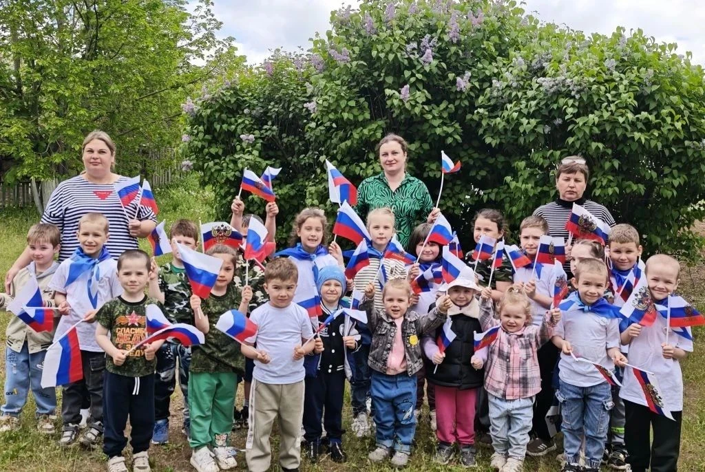 ✨ Как в нашем ДОУ отметили День Луганской Народной Республики🇷🇺