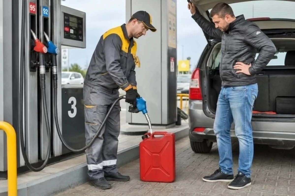 Власти Кузбасса рассказали, когда отменят лимиты на продажу бензина

Житель Кузбасса поинтересовался