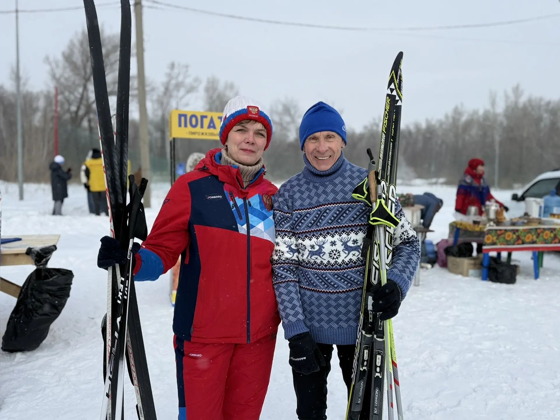 Добрый день, дорогие друзья!   Сегодня, в морозный субботний день на лыжи встали школьники, студенты