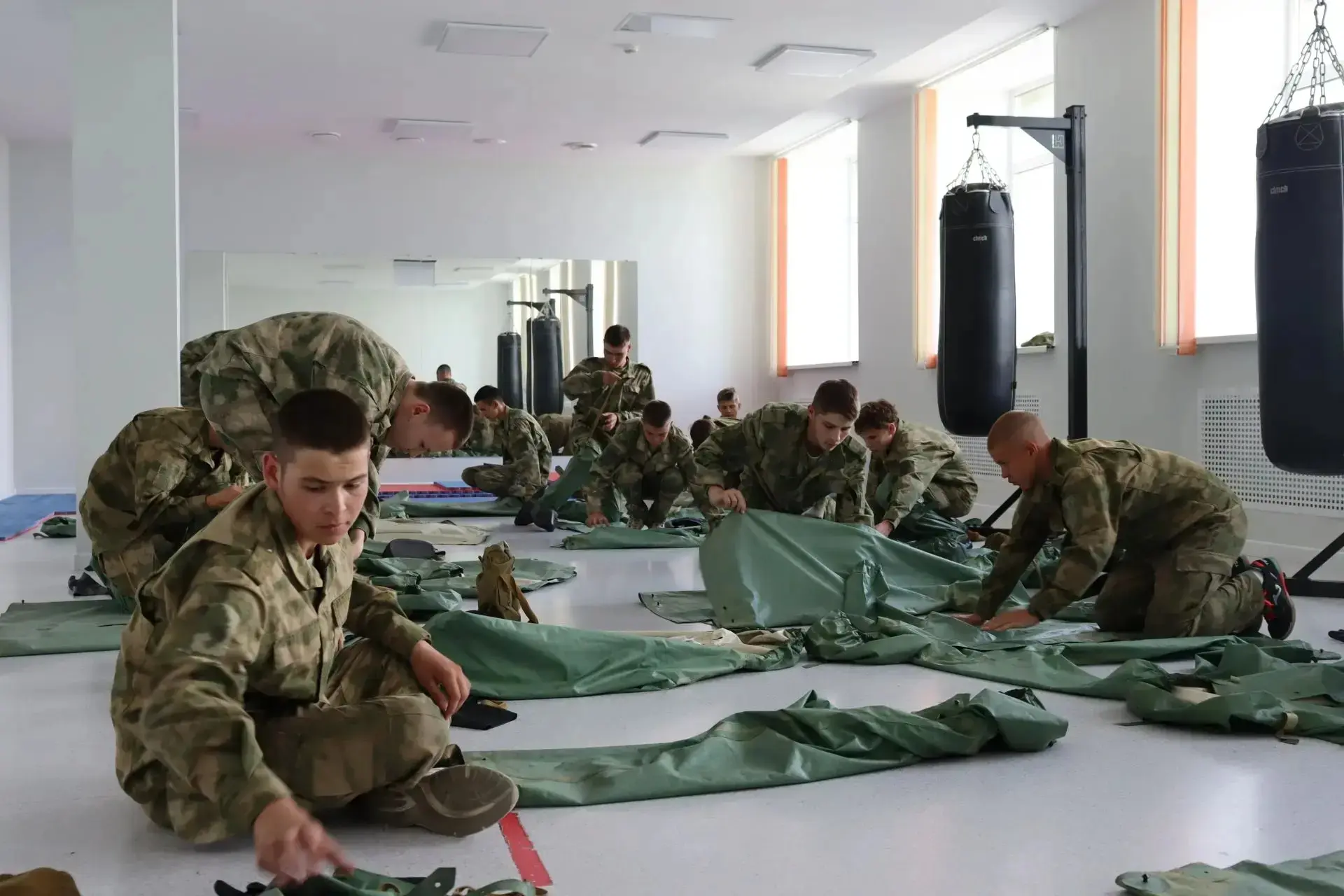 Стартовали! 💪 Первый день региональных сборов «Гвардеец» в Приволжье позади!

Завершился первый ден