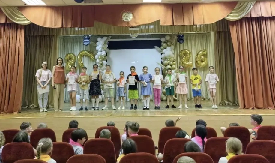 «День фольклора» в лагере «Неугомон»

☀️ Сегодняшний день выдался по-настоящему насыщенным и интерес
