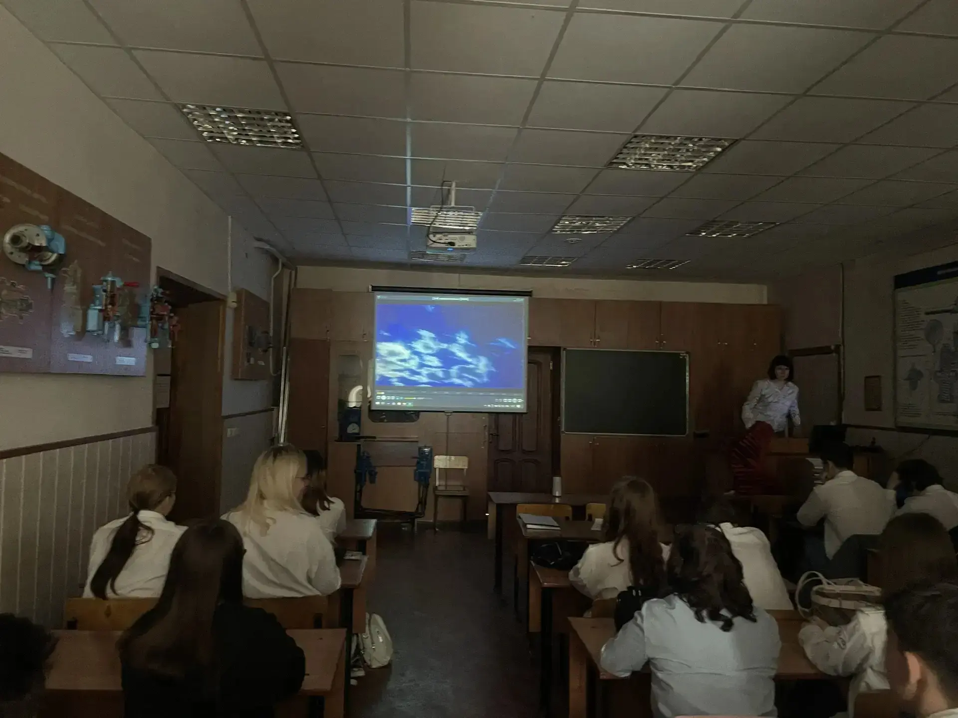 В группе ВЭВХ-252 прошёл кинолекторий «Откровенный разговор», посвящённый одной из самых острых проб