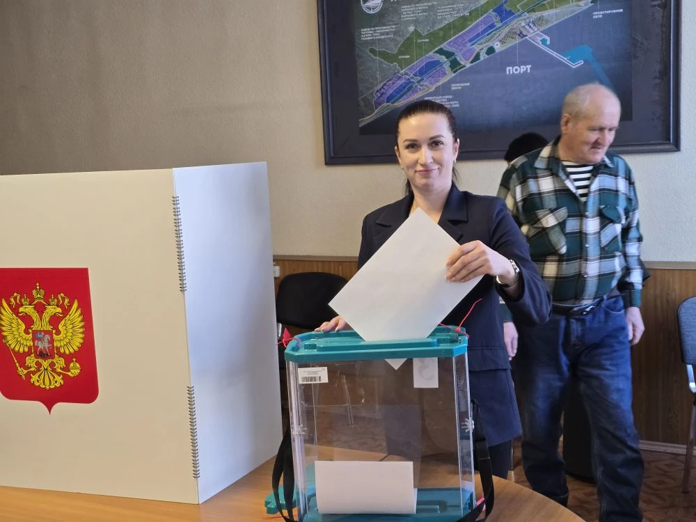 Первое организационное заседание Макаровской территориальной избирательной комиссии нового состава 2