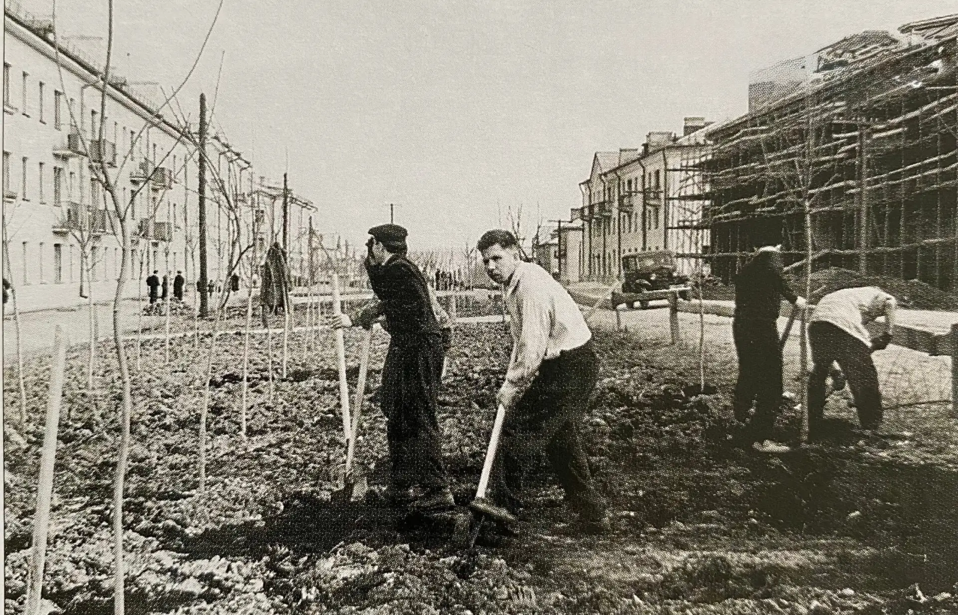 Апрель 1960 г