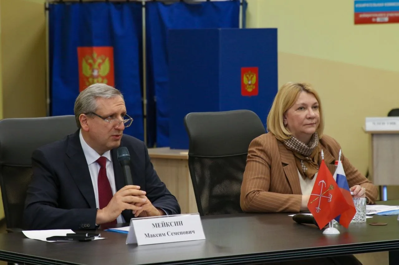 Сегодня вместе с коллегами из избирательных комиссий, Комитета по социальной политике и...