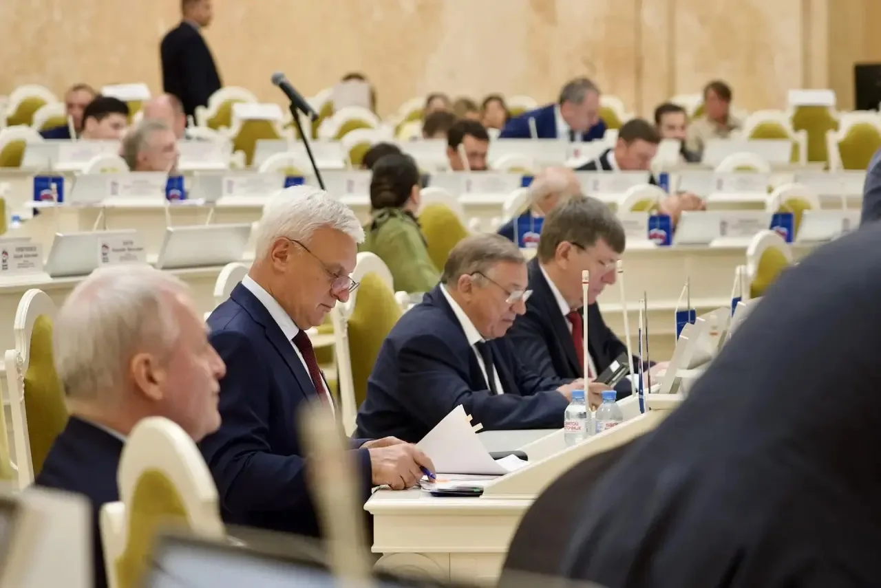 🇷🇺ИТОГИ🇷🇺
 заседания Законодательного Собрания 17 июня:
🎖️Одобрен в первом чтении законопроект 